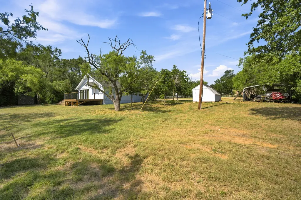 3325 Dove Creek Road Cleburne TX 76031