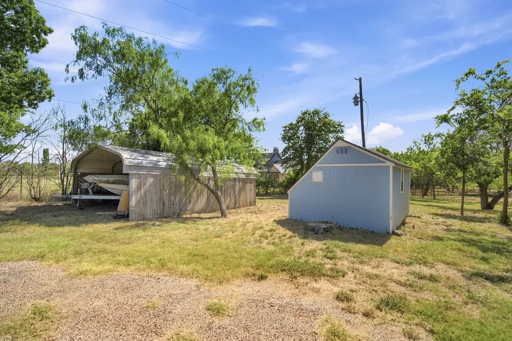 3325 Dove Creek Road Cleburne TX 76031
