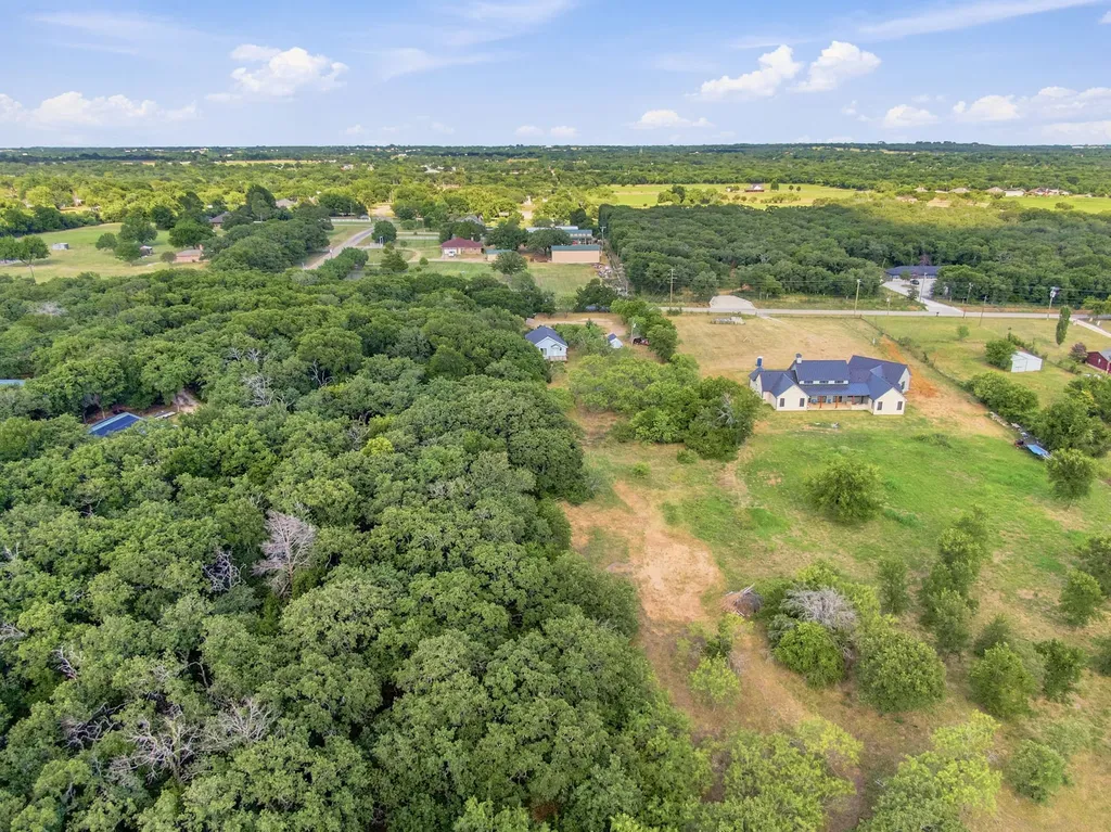 3325 Dove Creek Road Cleburne TX 76031