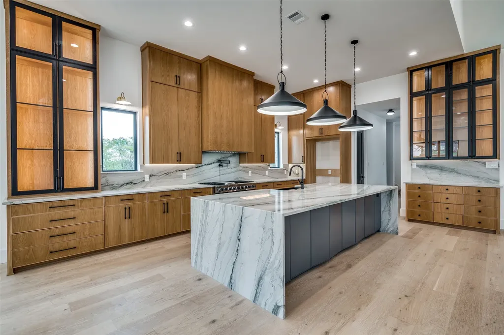 1973 Carter Lane Gunter TX 75058