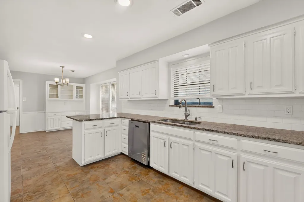 605 Palomar Lane Richardson TX 75081