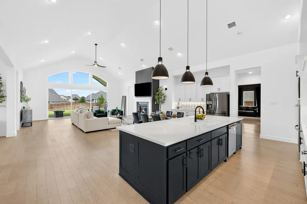 1925 Lotus Court Haslet TX 76052