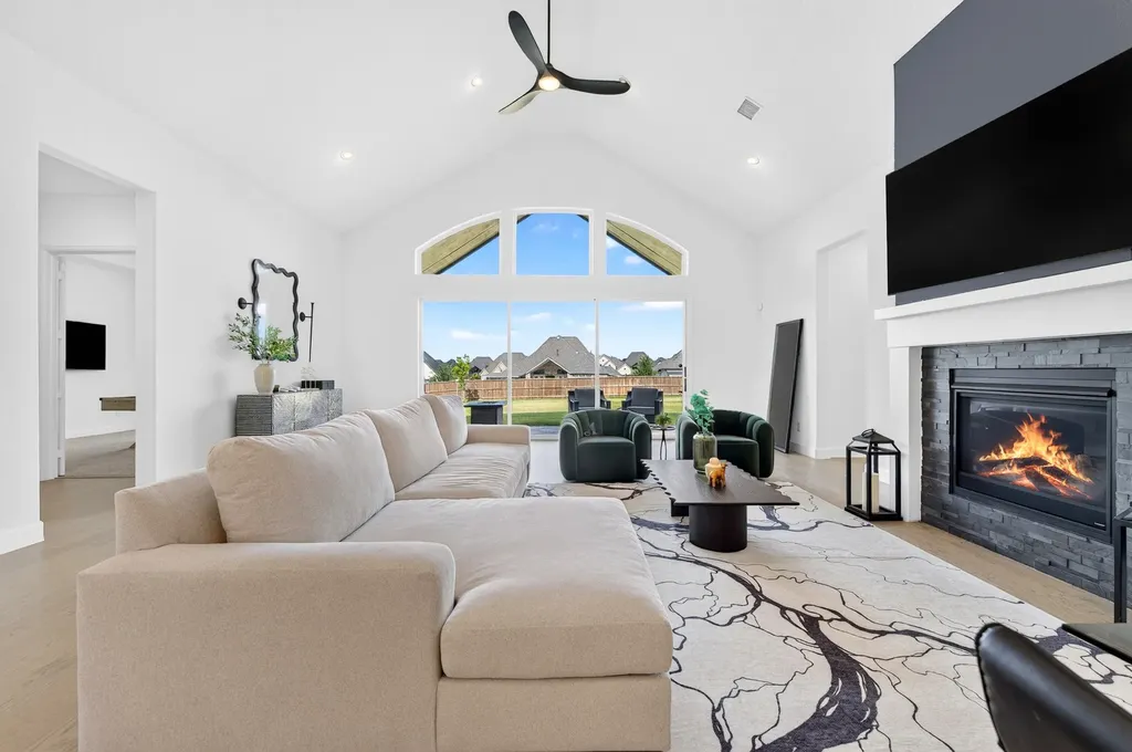 1925 Lotus Court Haslet TX 76052
