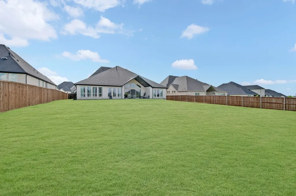 1925 Lotus Court Haslet TX 76052