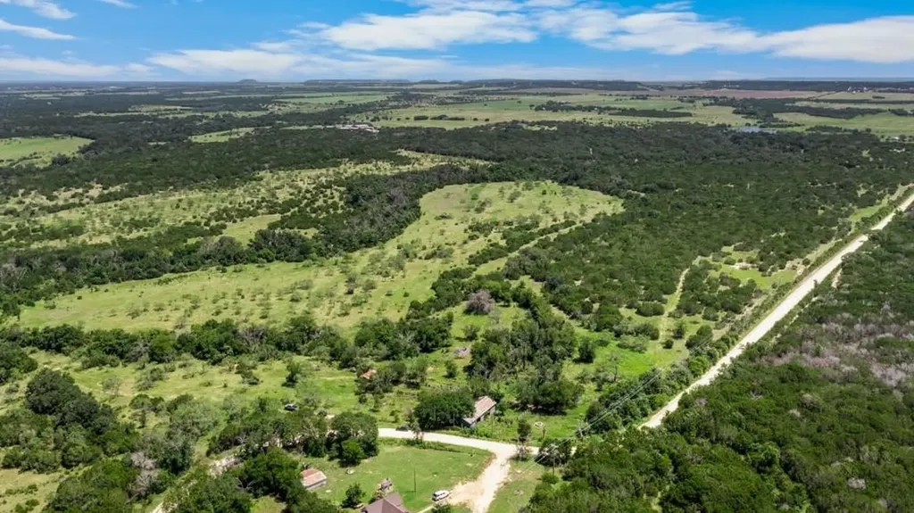 10723 County Road 539 Hico TX 76457