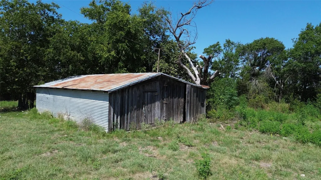 10723 County Road 539 Hico TX 76457