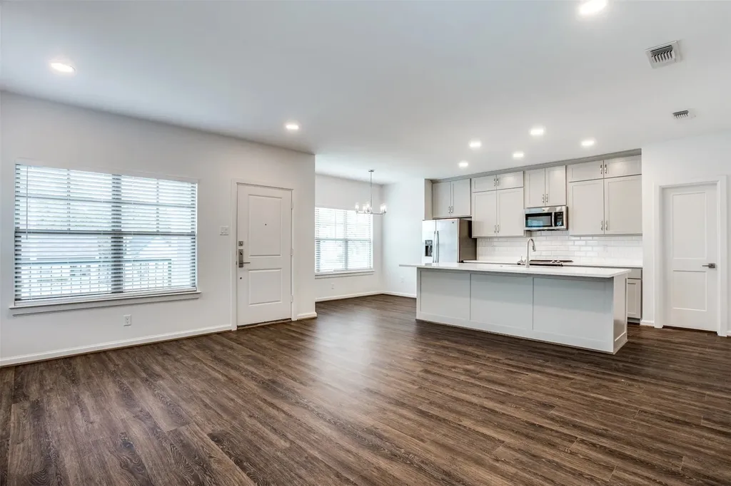 2612 S University Drive Fort Worth TX 76109