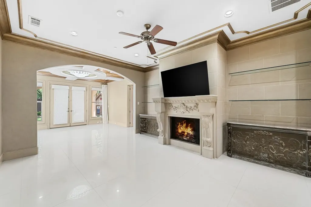 5821 Northaven Road Dallas TX 75230