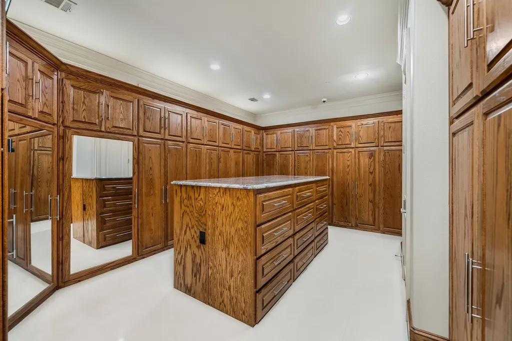 5821 Northaven Road Dallas TX 75230