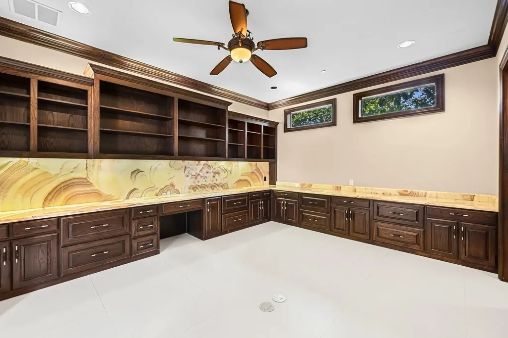 5821 Northaven Road Dallas TX 75230