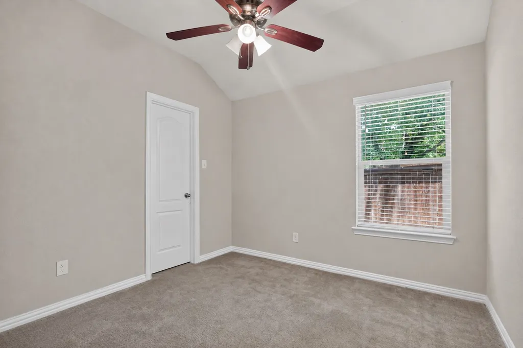 5104 Chatfield Place Arlington TX 76017