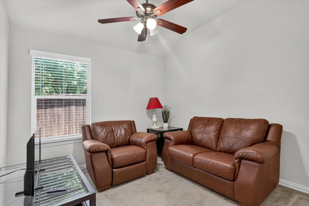 5104 Chatfield Place Arlington TX 76017