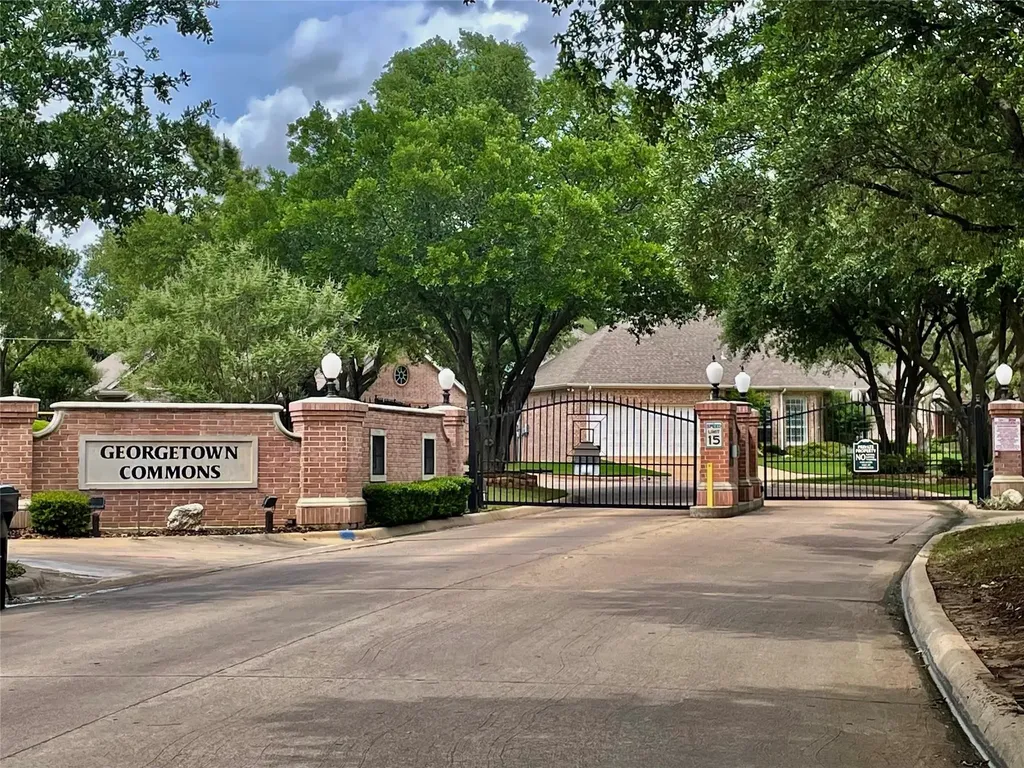 5104 Chatfield Place Arlington TX 76017