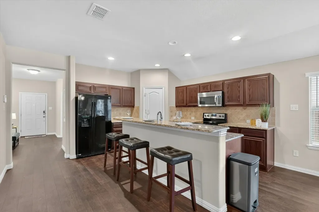 5104 Chatfield Place Arlington TX 76017