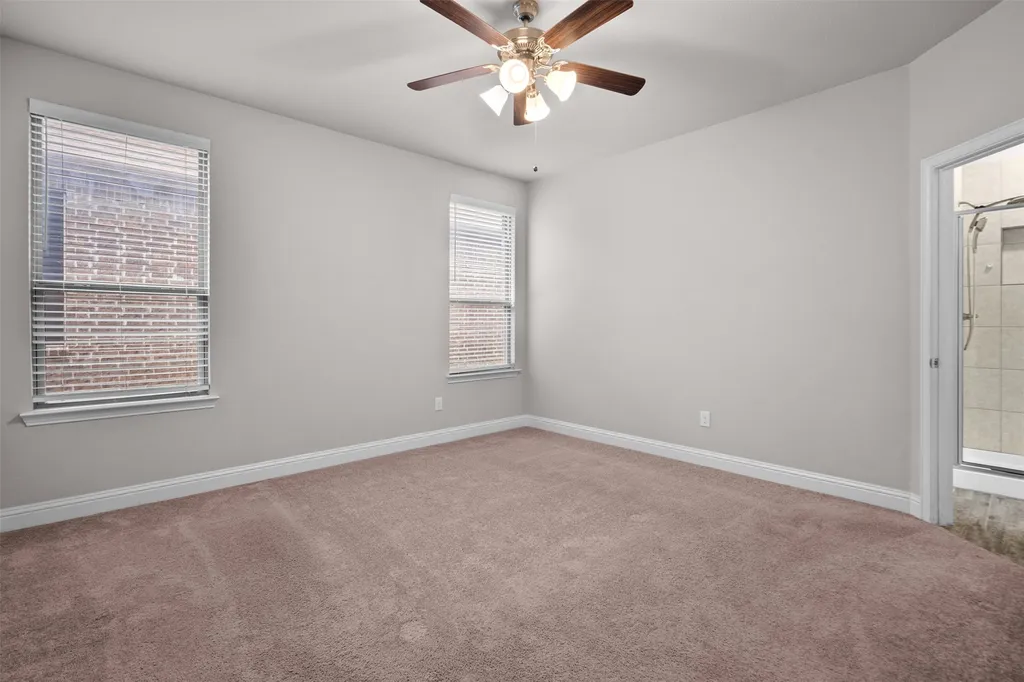 119 Happy Lane Red Oak TX 75154