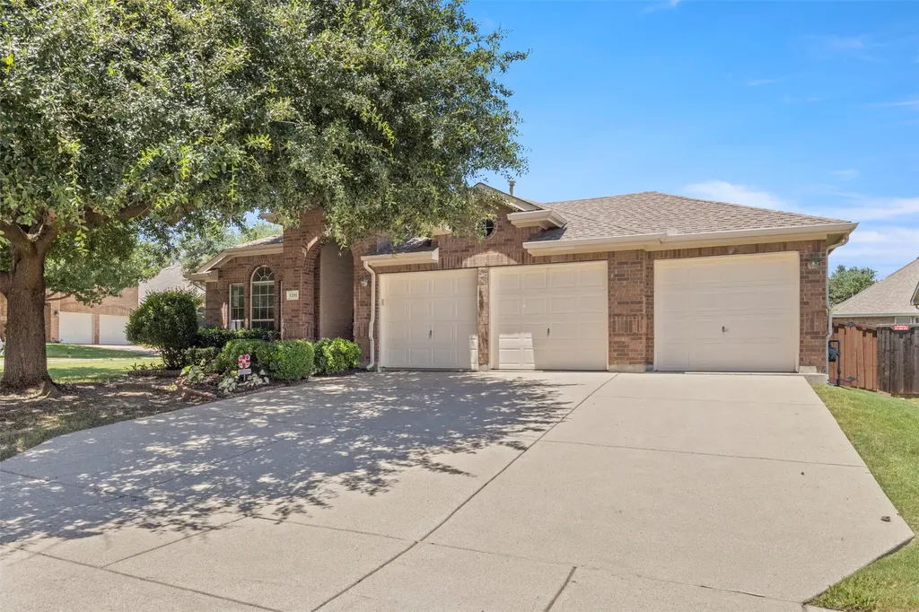 1201 Iron Horse Street Wylie TX 75098