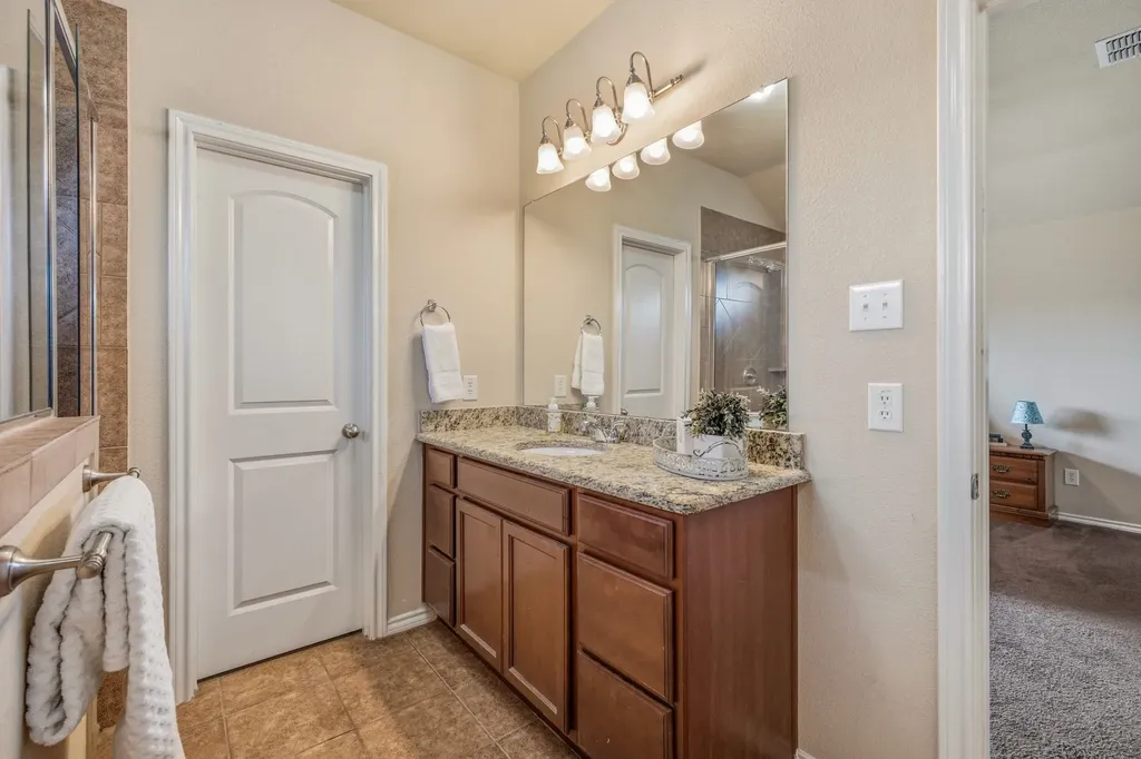 172 County Road 449 De Leon TX 76444