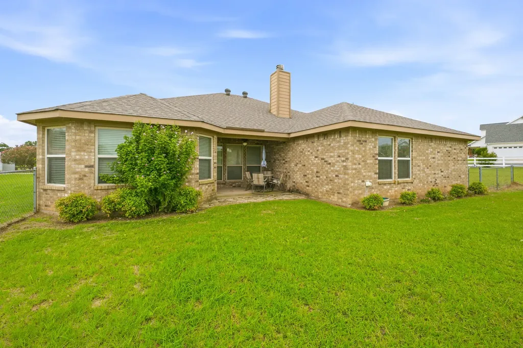 172 County Road 449 De Leon TX 76444