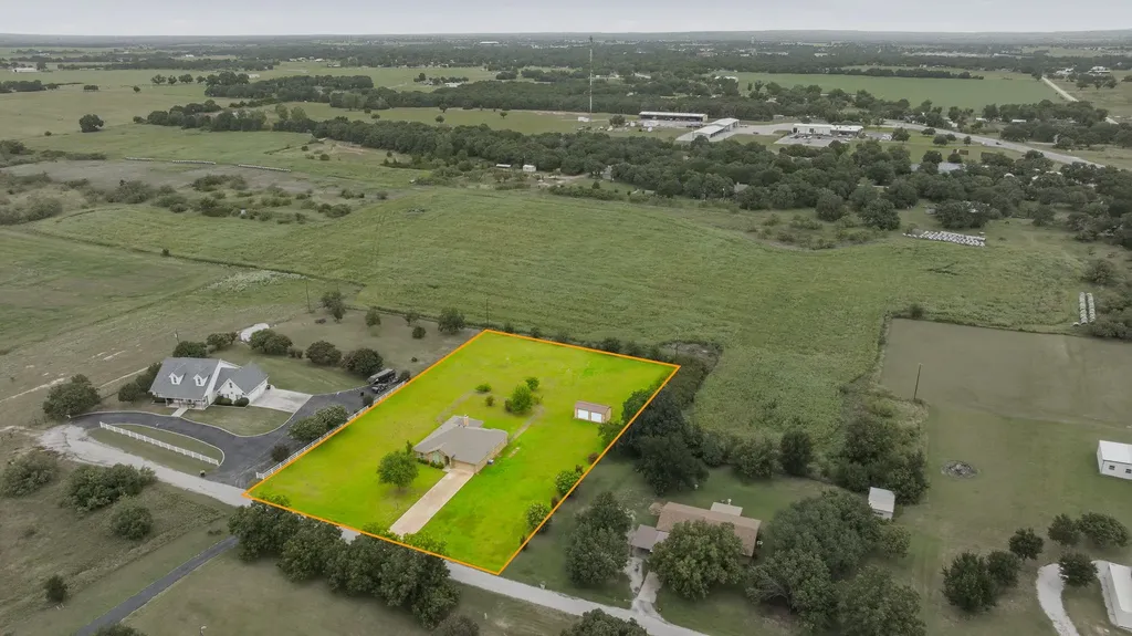 172 County Road 449 De Leon TX 76444