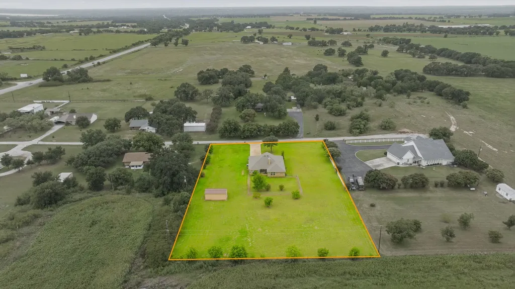 172 County Road 449 De Leon TX 76444
