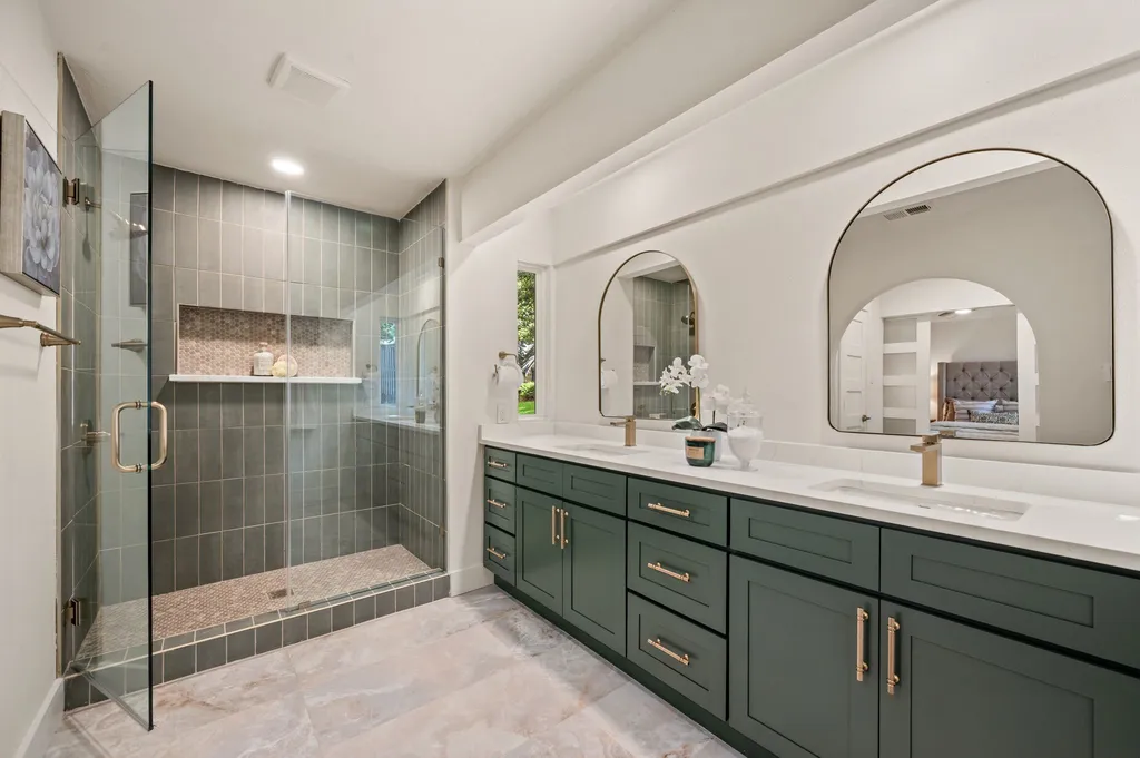 800 Tanglewood Lane Arlington TX 76012