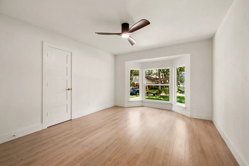 800 Tanglewood Lane Arlington TX 76012