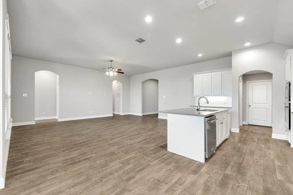 915 Timber Ridge Drive Justin TX 76247