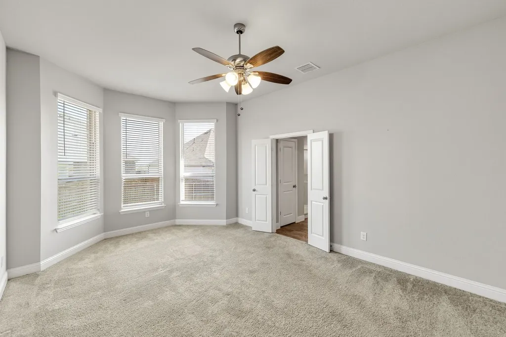 915 Timber Ridge Drive Justin TX 76247