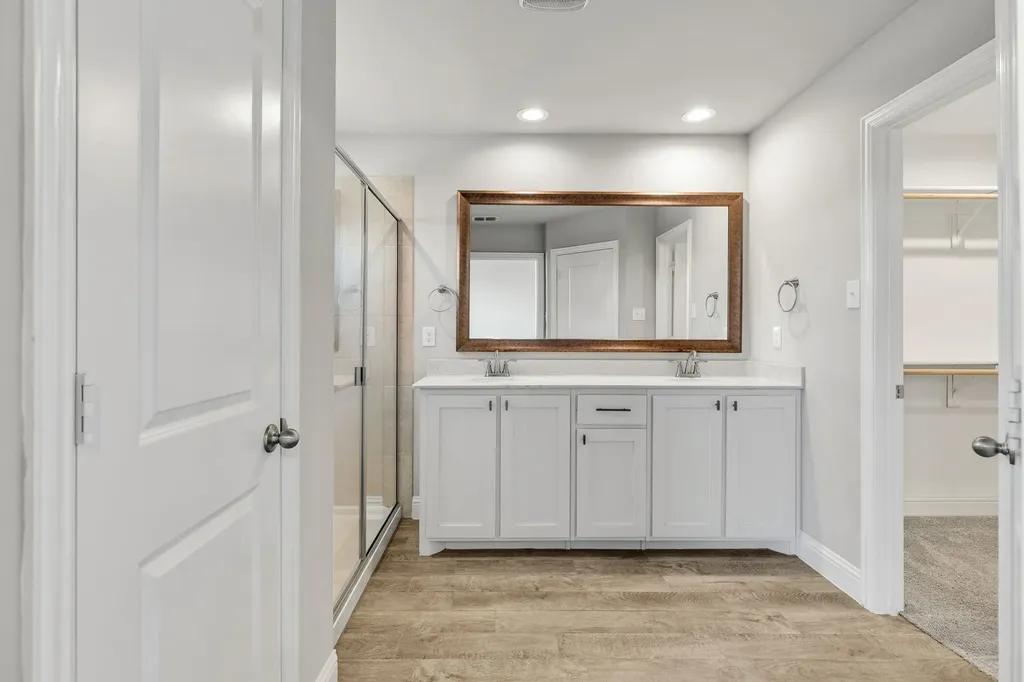 915 Timber Ridge Drive Justin TX 76247
