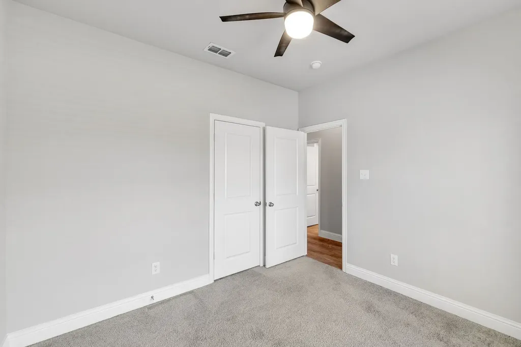 915 Timber Ridge Drive Justin TX 76247