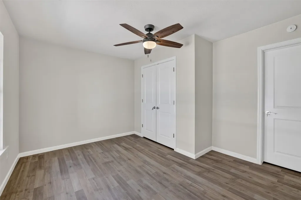 924 Nolte Drive Dallas TX 75208