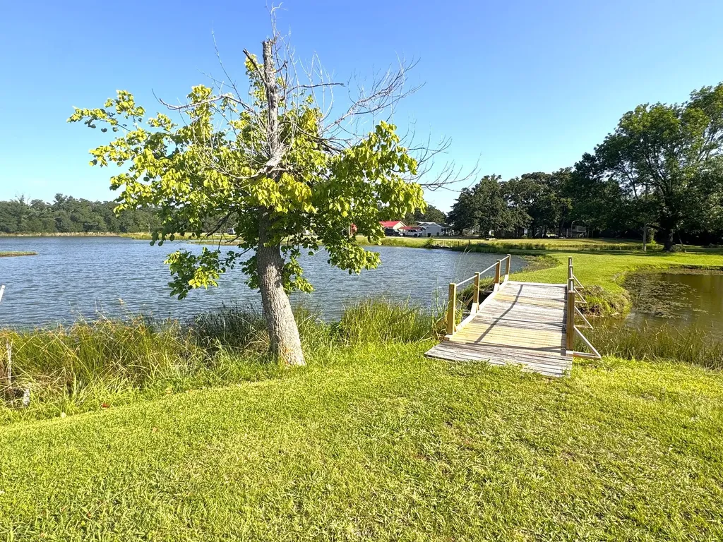 1926 Private Road 3344 Greenville TX 75402
