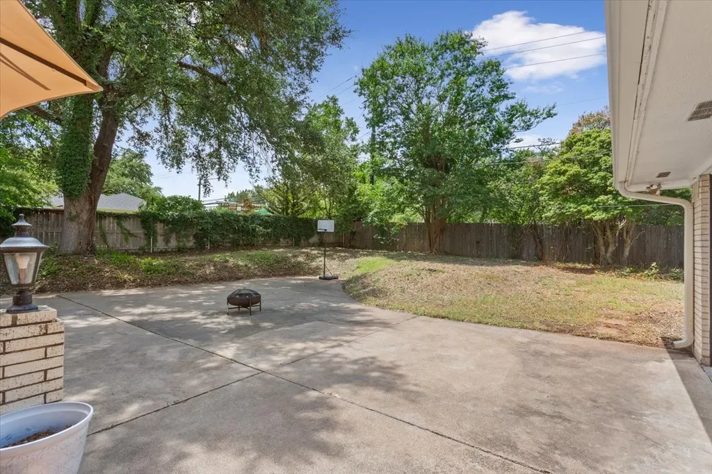 2649 Woodmont Circle Waco TX 76710