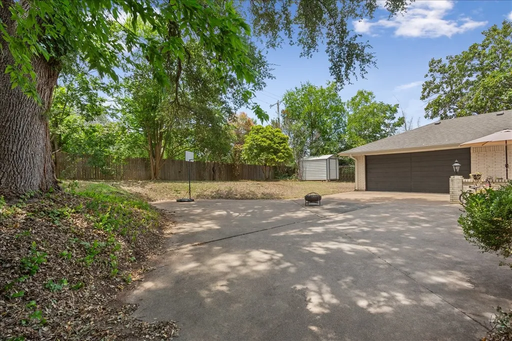 2649 Woodmont Circle Waco TX 76710