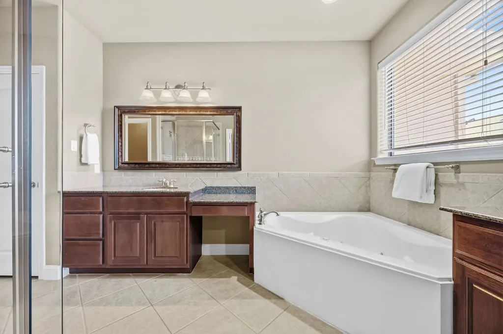 5736 Robbie Road Plano TX 75024