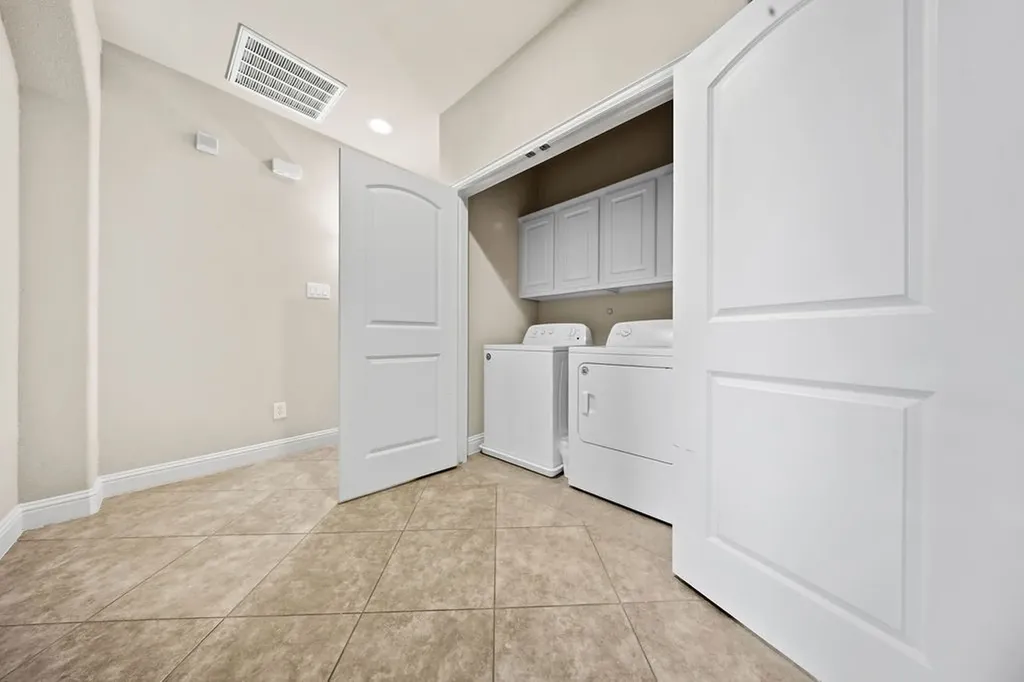 5736 Robbie Road Plano TX 75024