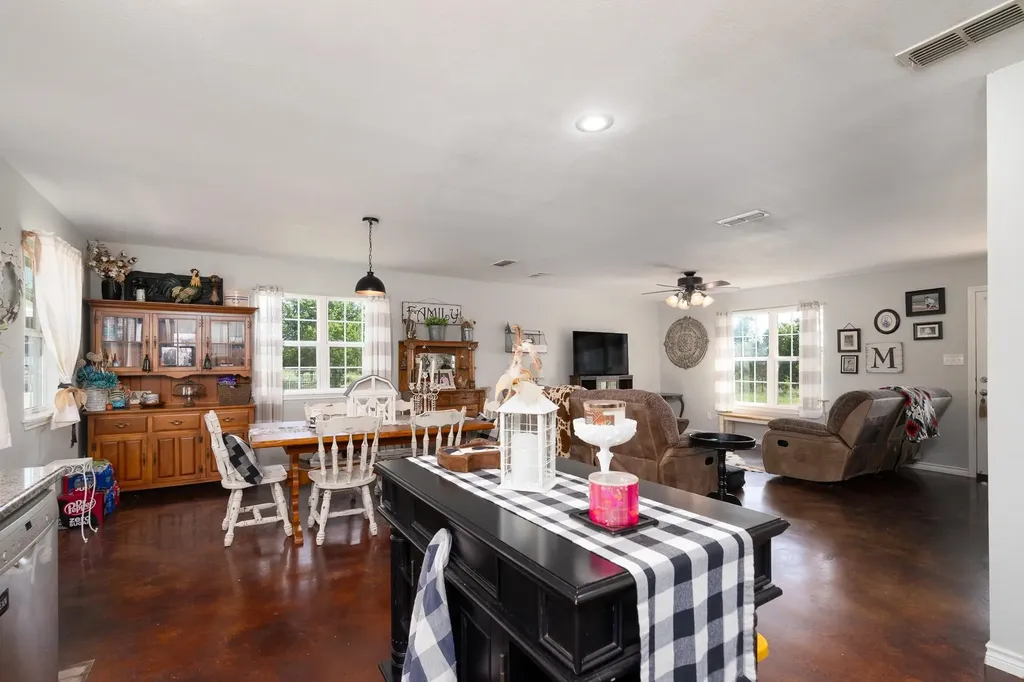 1002 County Road 209 Wingate TX 79566