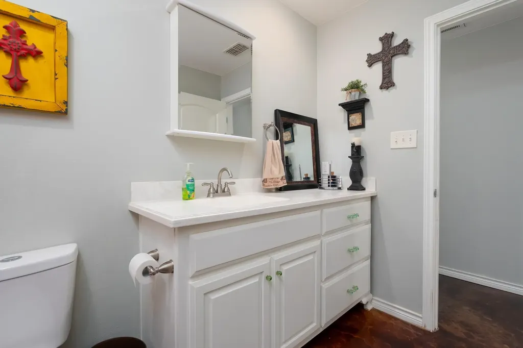 1002 County Road 209 Wingate TX 79566