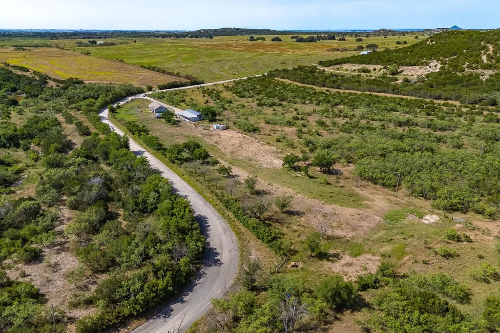 1002 County Road 209 Wingate TX 79566