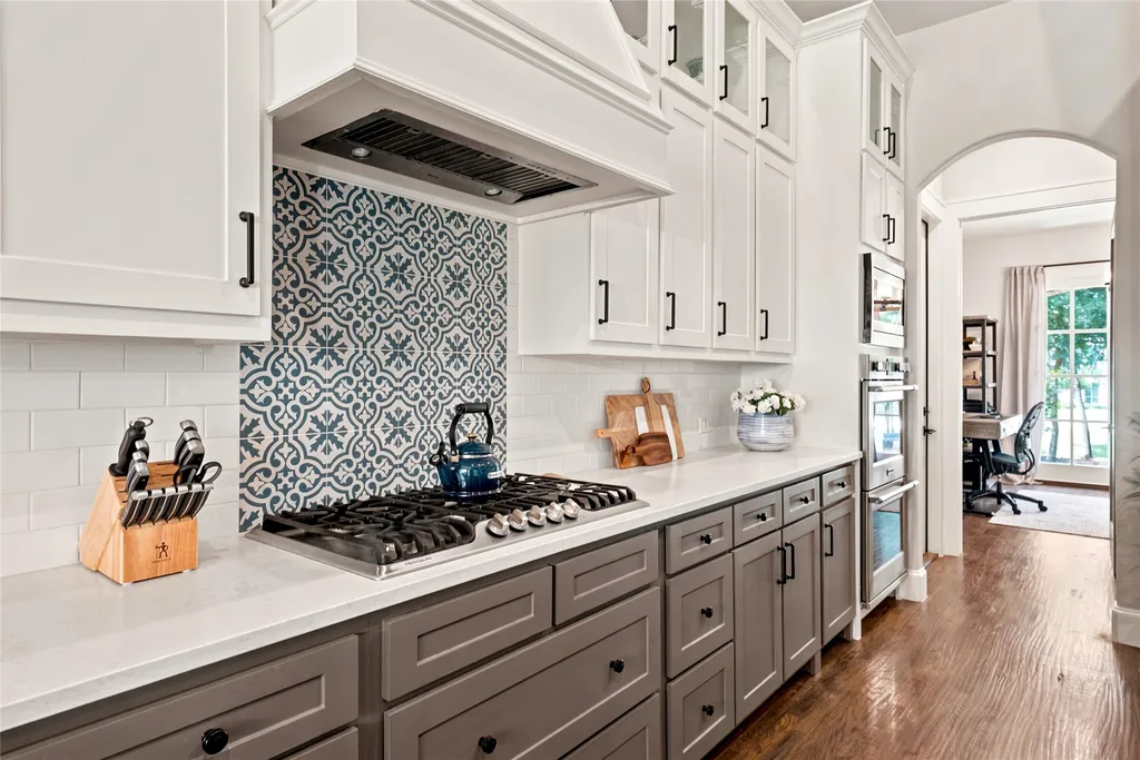 4482 Lake Breeze Drive Mckinney TX 75071