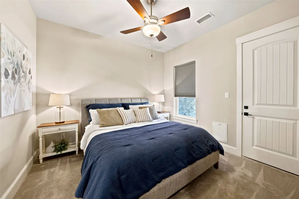 4482 Lake Breeze Drive Mckinney TX 75071