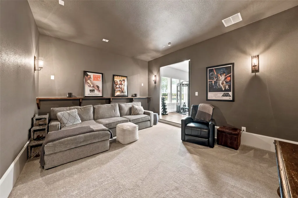 4482 Lake Breeze Drive Mckinney TX 75071