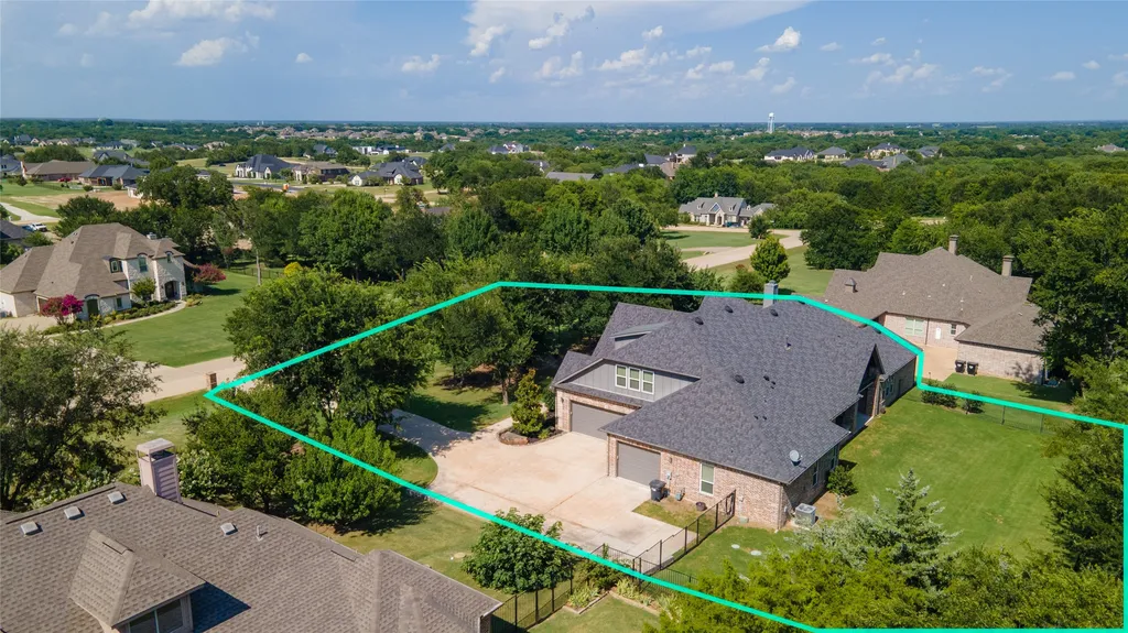 4482 Lake Breeze Drive Mckinney TX 75071