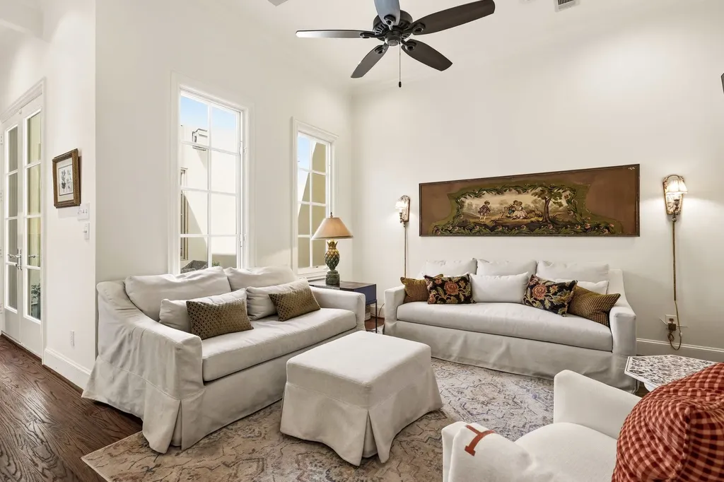 4608 Gilbert Avenue Dallas TX 75219