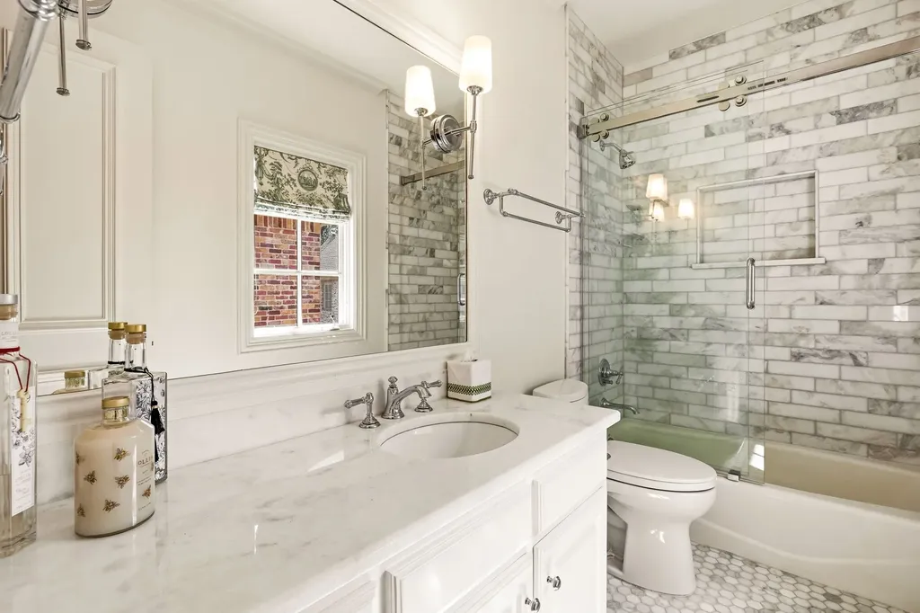4608 Gilbert Avenue Dallas TX 75219