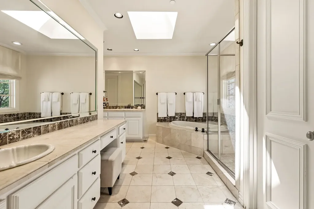 4608 Gilbert Avenue Dallas TX 75219