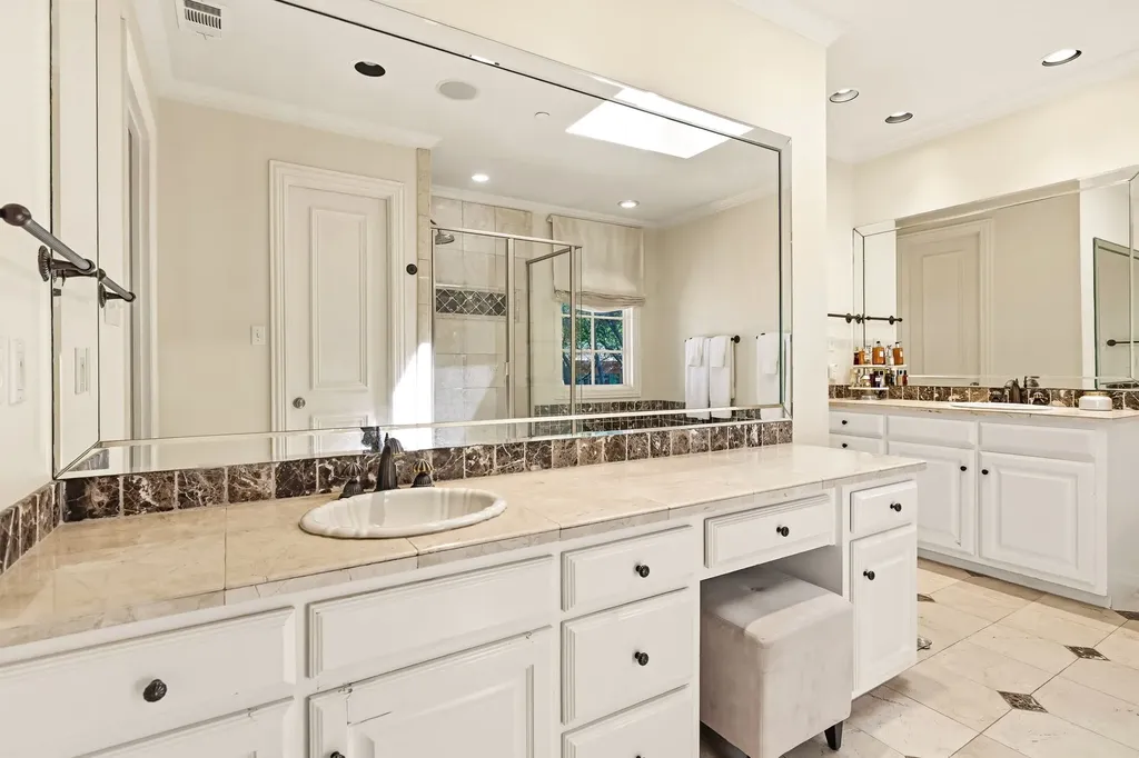 4608 Gilbert Avenue Dallas TX 75219