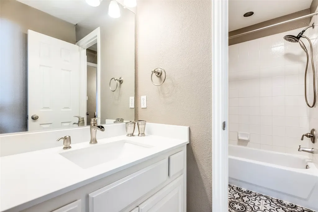 1638 Sandia Lane Frisco TX 75033