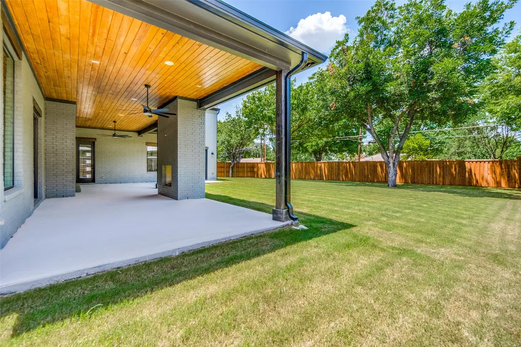 9317 Redondo Drive Dallas TX 75218