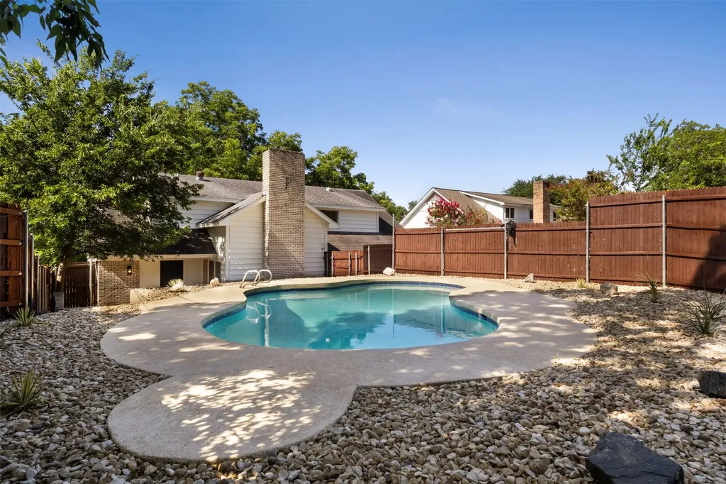 1631 Windchime Drive Dallas TX 75224